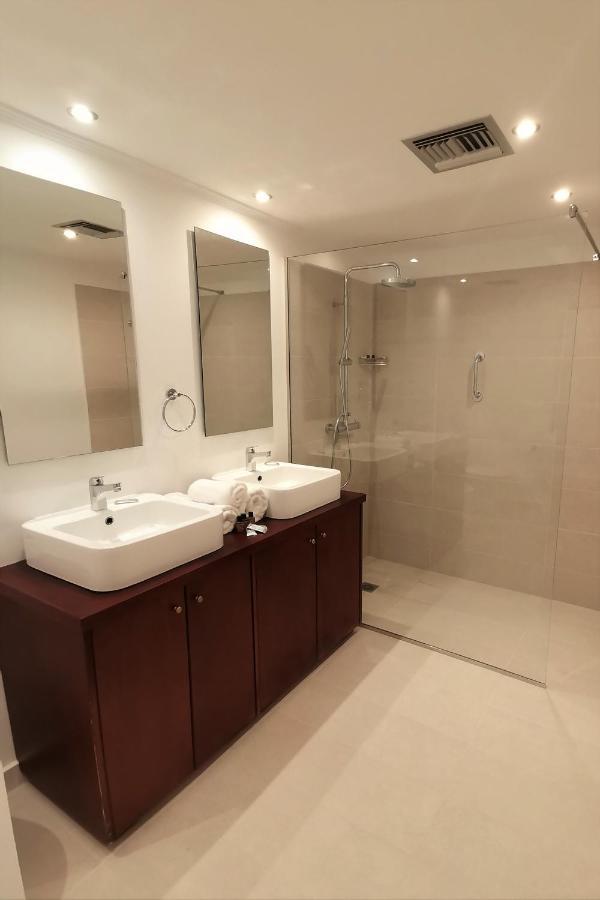 Helion Apartments Gouviá Extérieur photo