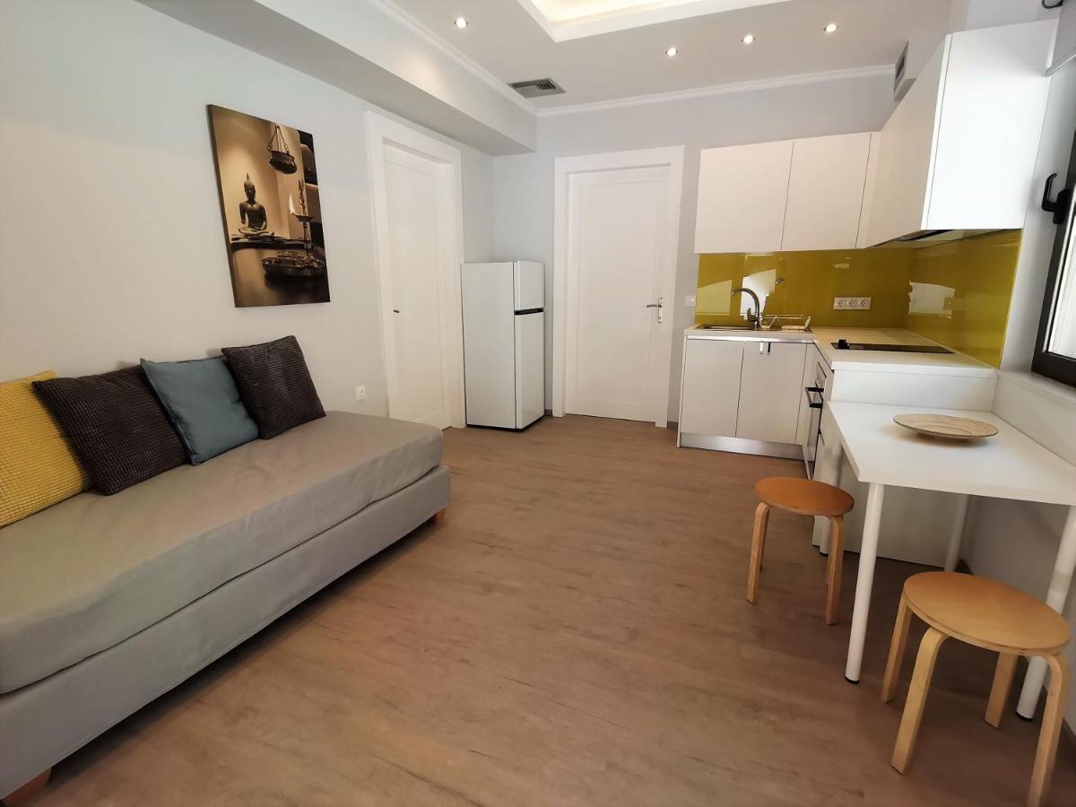 Helion Apartments Gouviá Extérieur photo