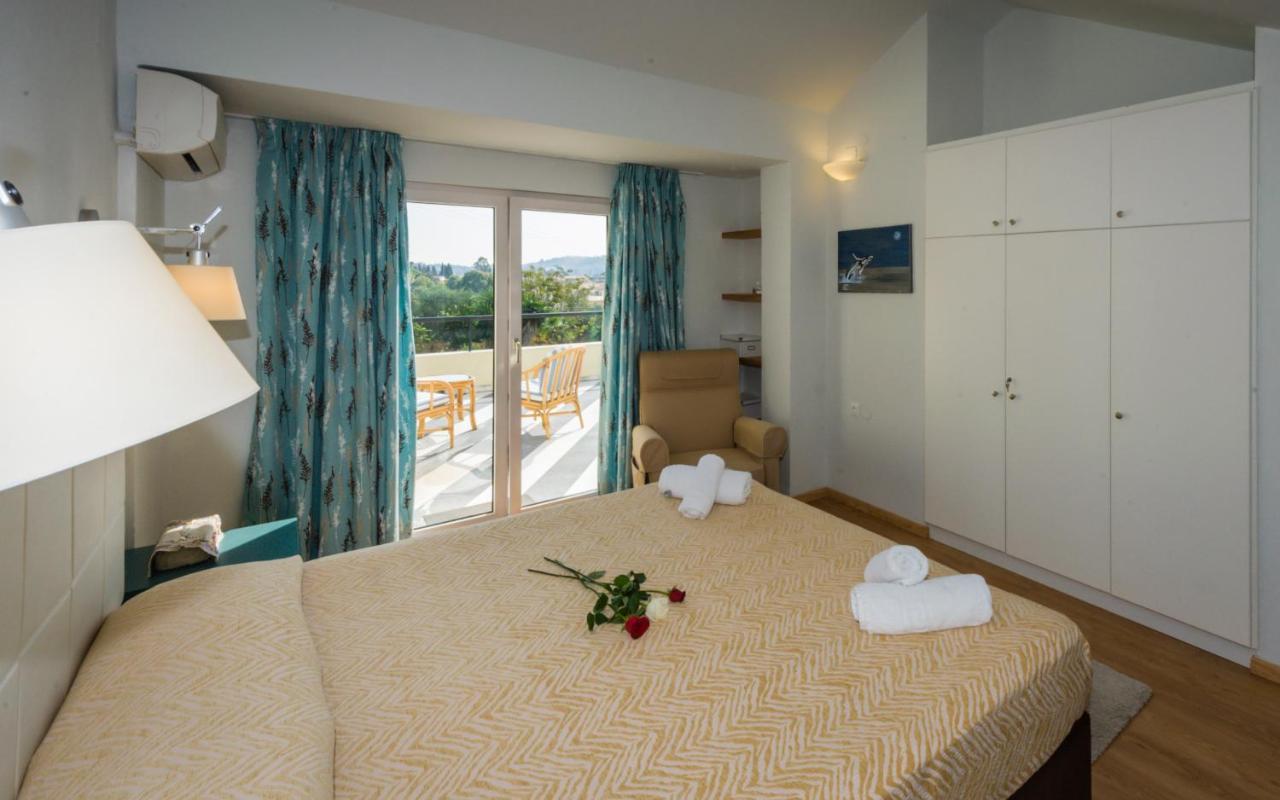 Helion Apartments Gouviá Extérieur photo