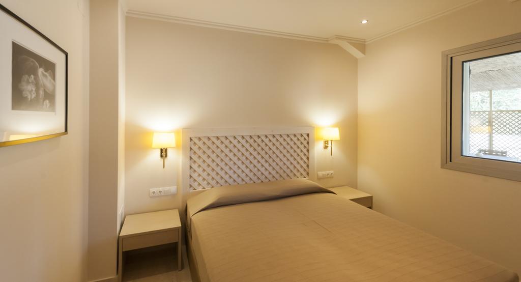 Helion Apartments Gouviá Extérieur photo