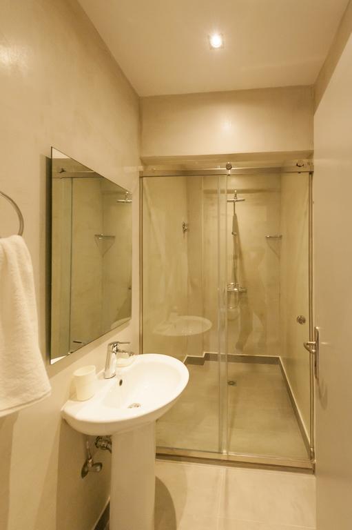 Helion Apartments Gouviá Extérieur photo